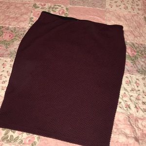 Beautiful Maroon Stretchy Skirt!